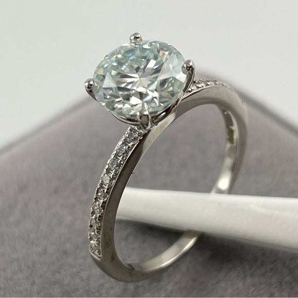 2ct Moissanite Round Cut Solitaire Sterling Silver Engagement Ring Sz‎ 7
